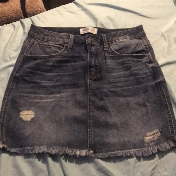 Jean skirt - Picture 1 of 3